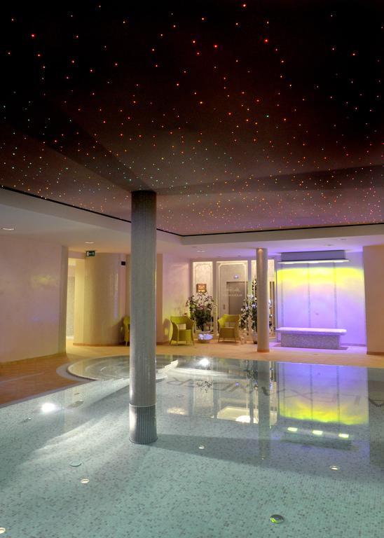 מיילנו Willa Alexander Resort & Spa - Caloroczny Kryty Basen מראה חיצוני תמונה
