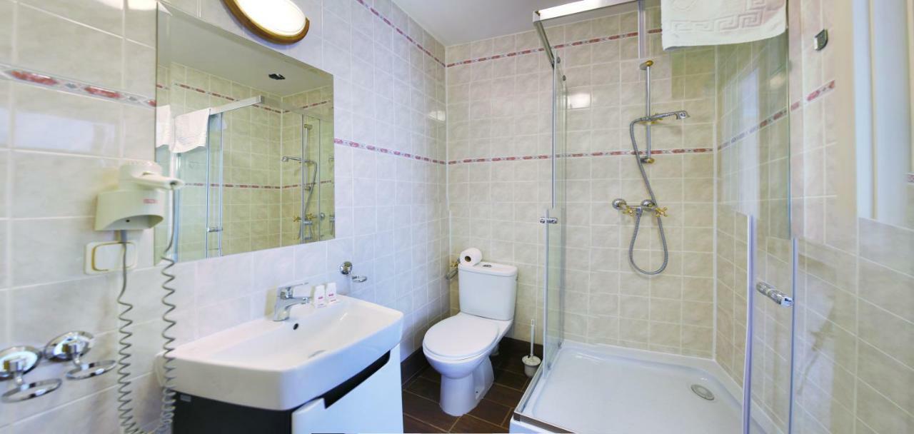 מיילנו Willa Alexander Resort & Spa - Caloroczny Kryty Basen מראה חיצוני תמונה
