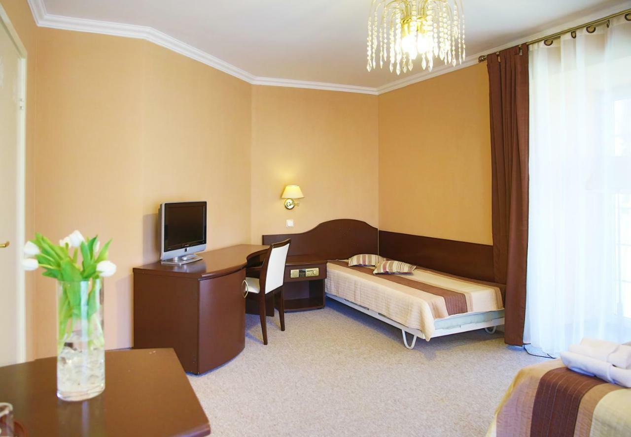 מיילנו Willa Alexander Resort & Spa - Caloroczny Kryty Basen מראה חיצוני תמונה